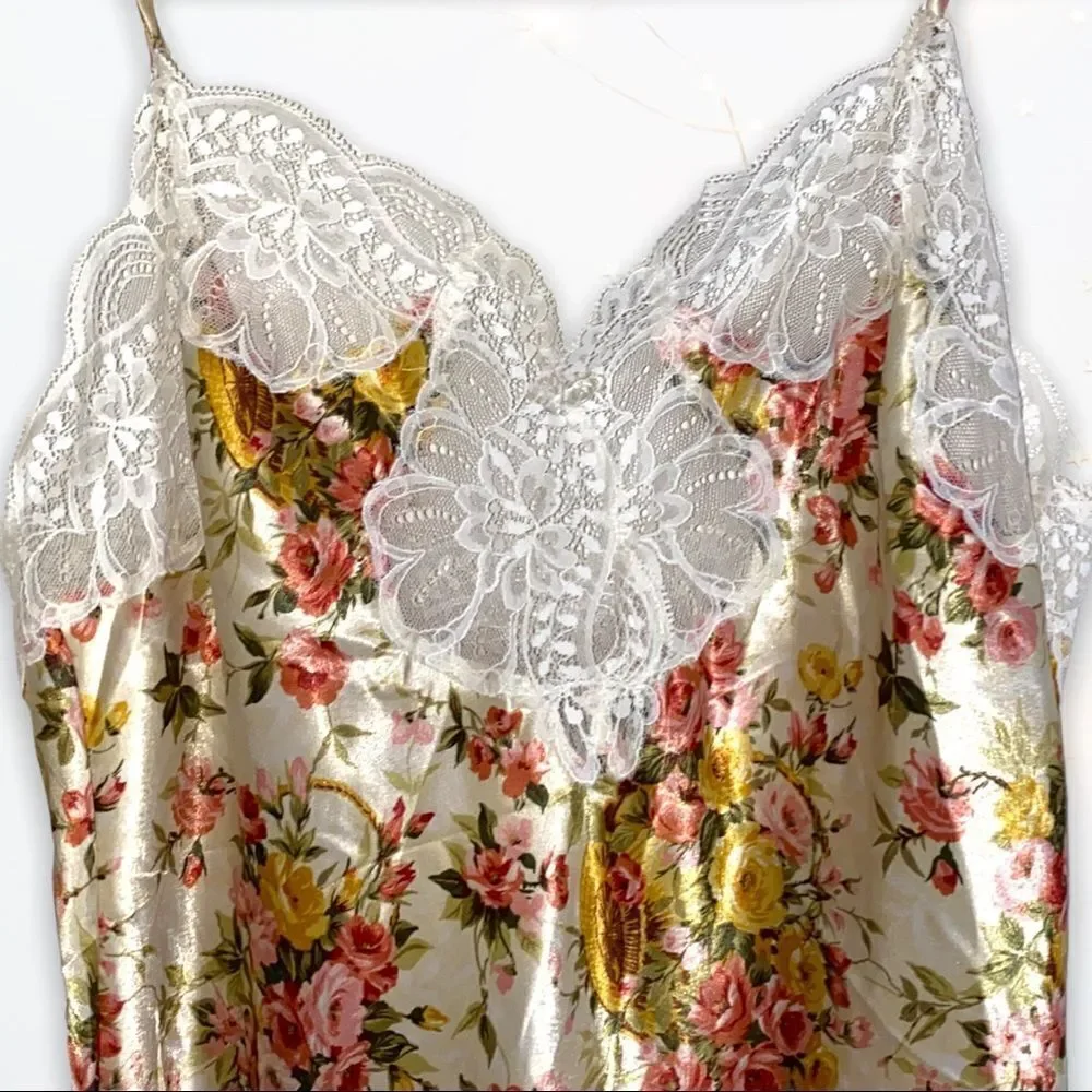 VTG Oscar De La Renta (M) Floral Satin Chemise